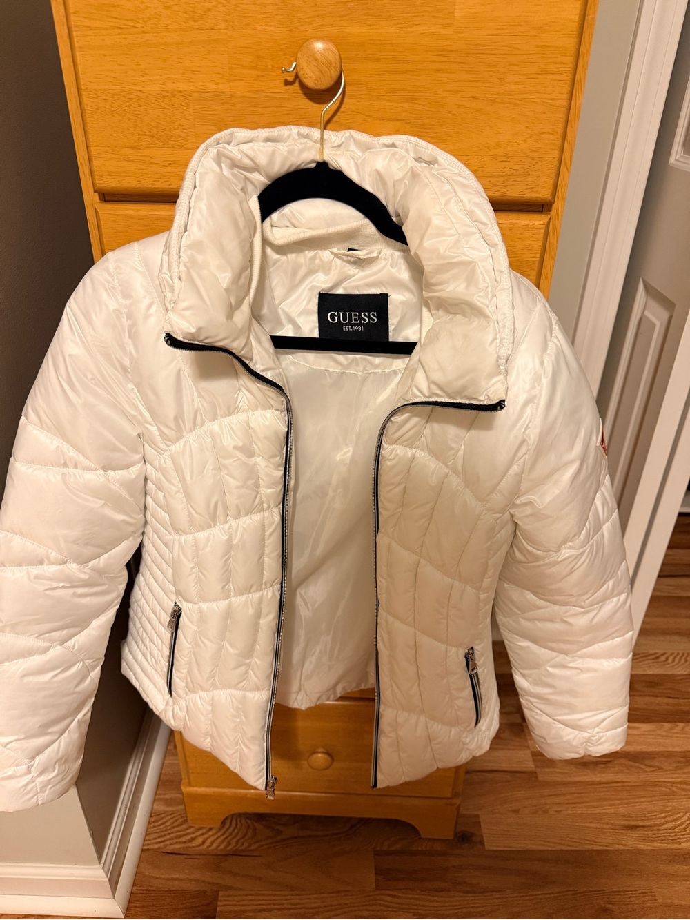 GUESS White Quilted High-Collar Puffer Jacket